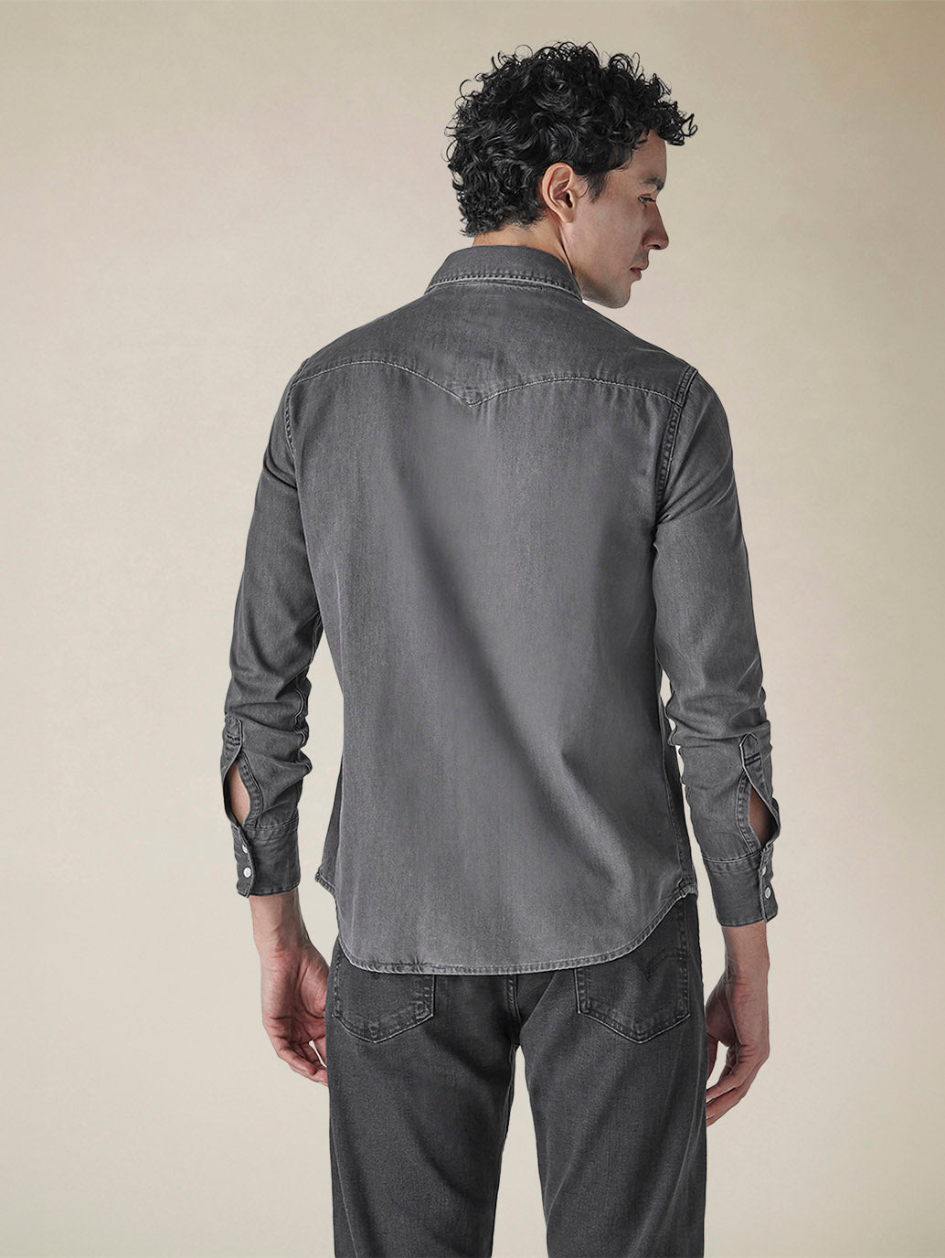 Men's Solid Slim Fit Denim Shirt - 09883191-f13e-4db3-8e63-3ba6a98ff580 View