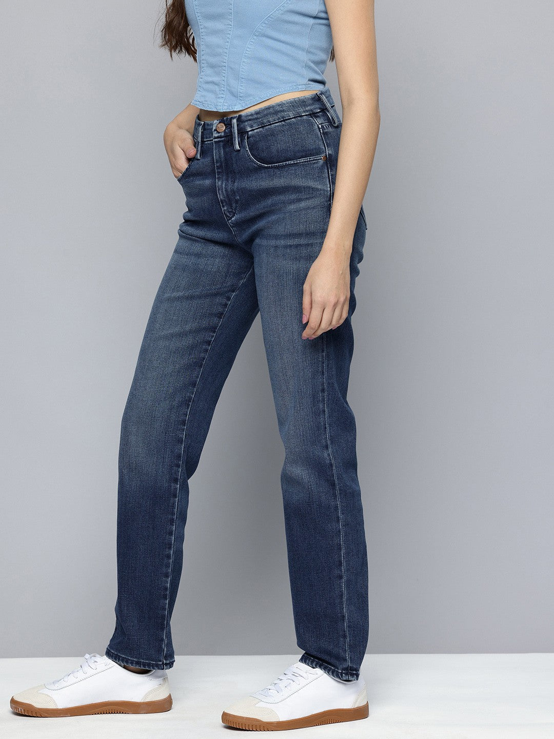 Women's Redloop 724 Blue Slim Straight Fit High Rise Jeans - 17c03e46-52b0-4e75-b80d-c8f6c92923c81739512624776-Womens-Mid-Rise-Straight-Fit-Dark-Blue-Jeans-789173951262410-2 View