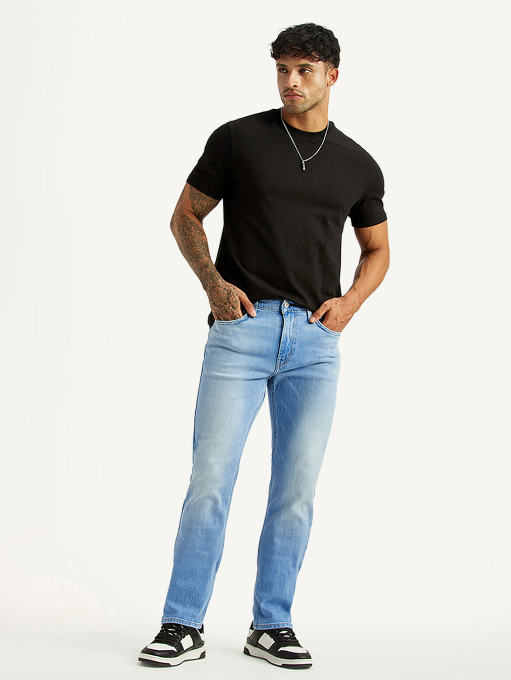 Men's 511 Light Blue Slim Fit Mid Rise Jeans - Styleshot View