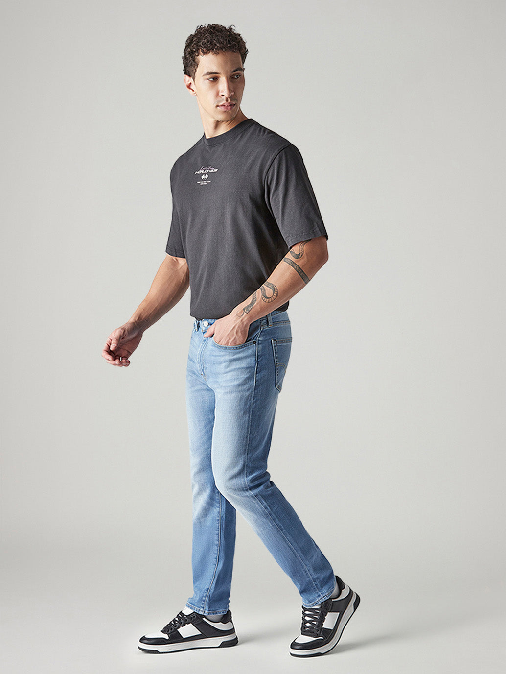 Men's 511 Light Blue Slim Fit Mid Rise Selvedge Jeans - 20 View