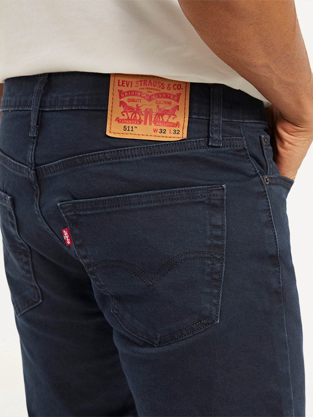 Men's 511 Dark Blue Slim Fit Mid Rise Jeans - 1fa2f591803010b1d54d56b5342e7c9b View