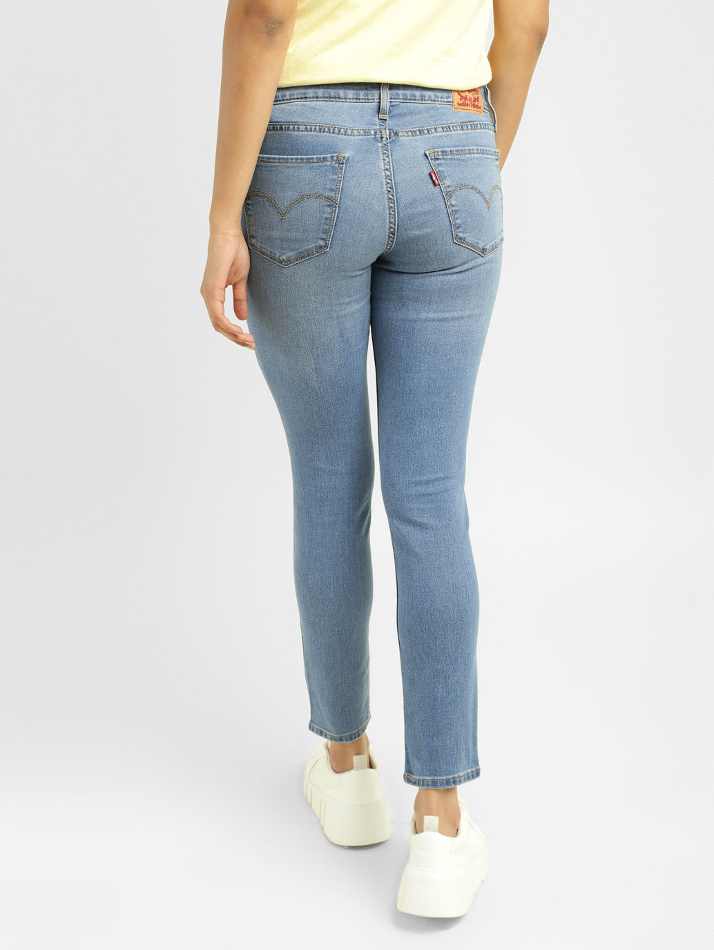 Women's 711 Blue Skinny Fit Mid Rise Jeans - 33538a6a-513b-4da1-b934-cc2fd5d541d5 View