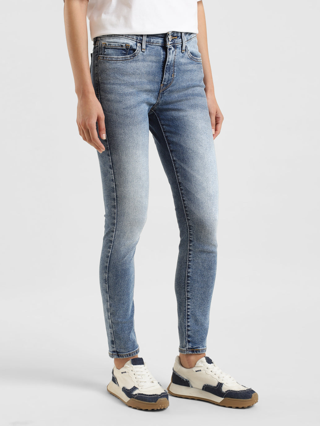 Women's 711 Blue Skinny Fit Mid Rise Jeans - 5564fcf8-61d6-42f6-b790-c1c0e498cb29 View