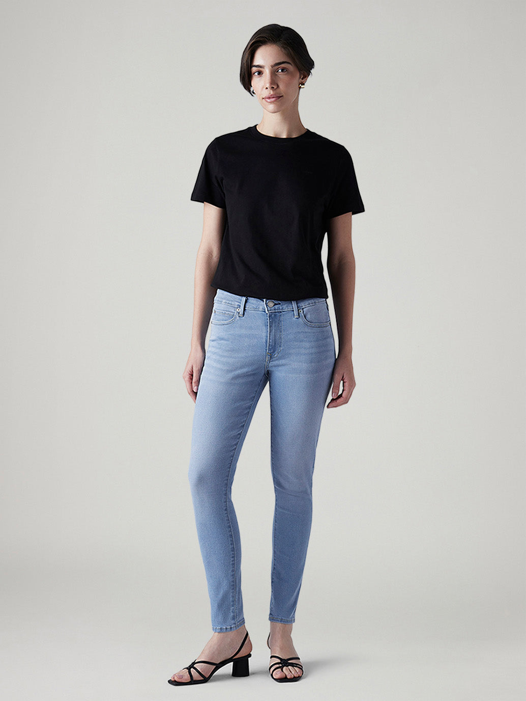 Women's 711 Light Blue Skinny Fit Mid Rise Jeans - Front View