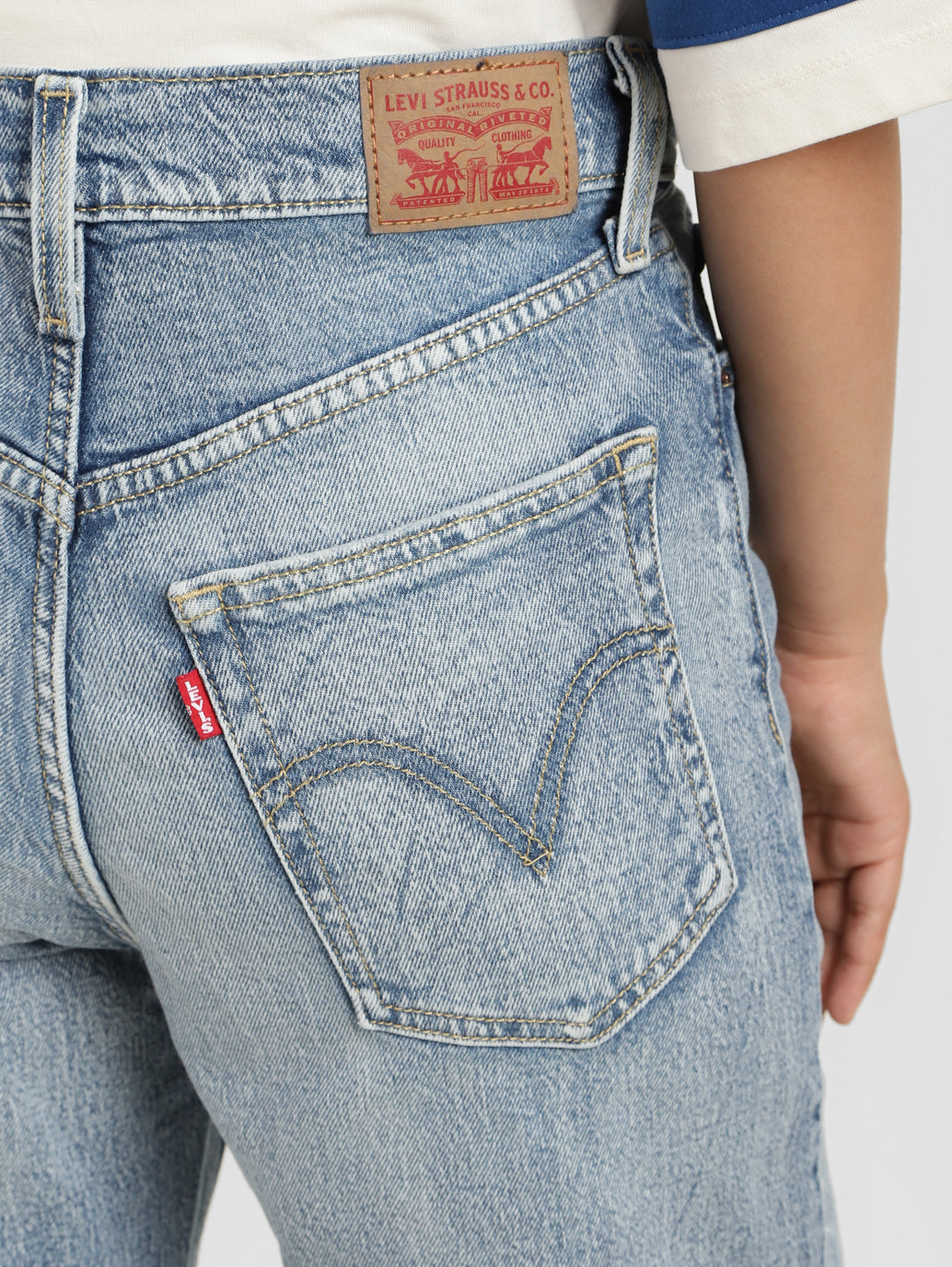 Women's Mid Rise Ribcage Straight Fit Jeans - da8ccbc4-ac80-4f31-9534-5c69c2a383c5 View