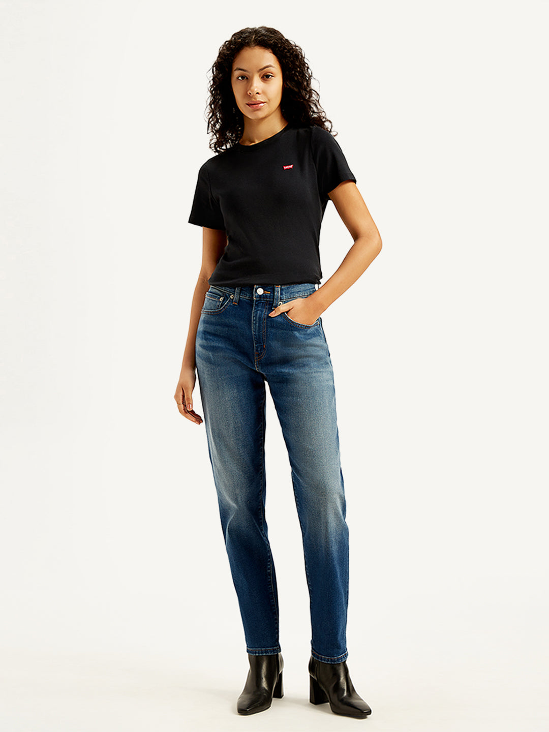 Women's Blue Loose Fit High Rise Boyfriend Jeans - Styleshot View