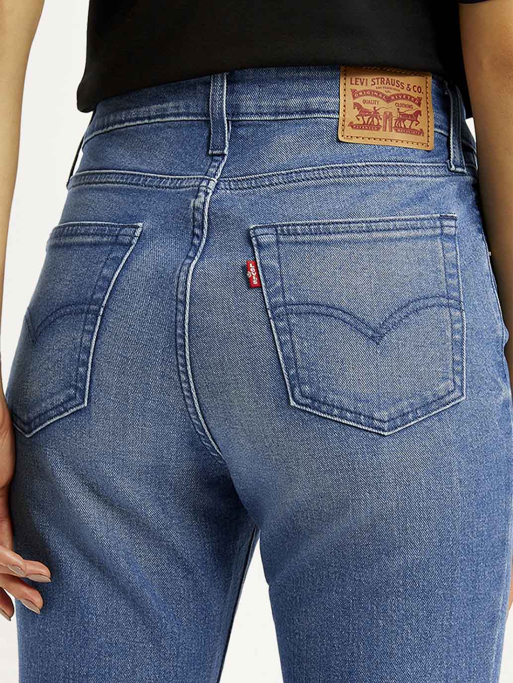 Women's 725 Med Indigo Bootcut Fit High Rise Jeans - Detail View