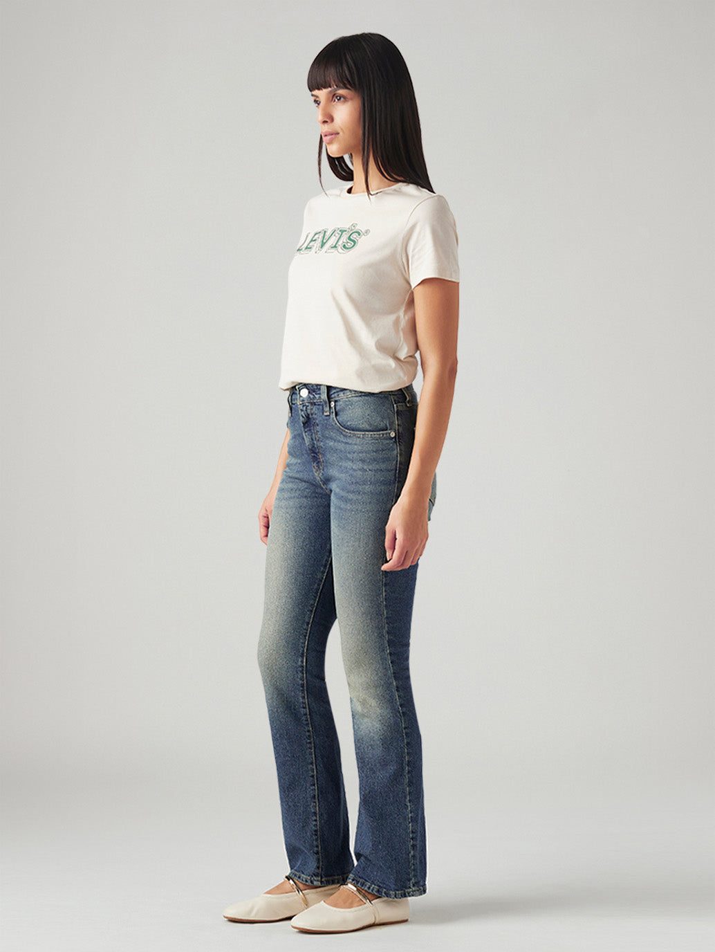 Women's 725 Med Indigo Bootcut Fit High Rise Jeans - Side View