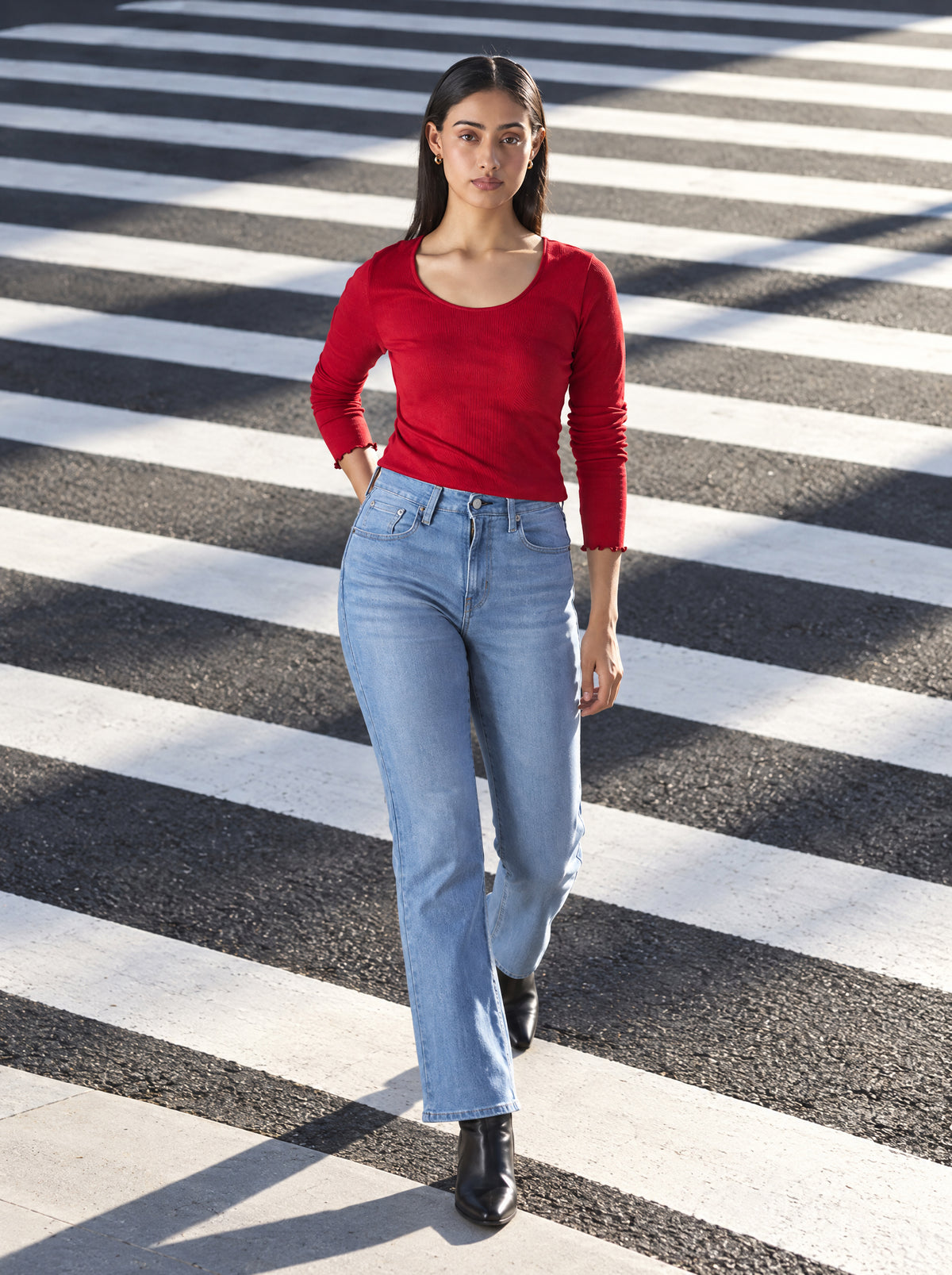 Womens 725 High Rise Flared Fit Cotton Stretch blend Jeans