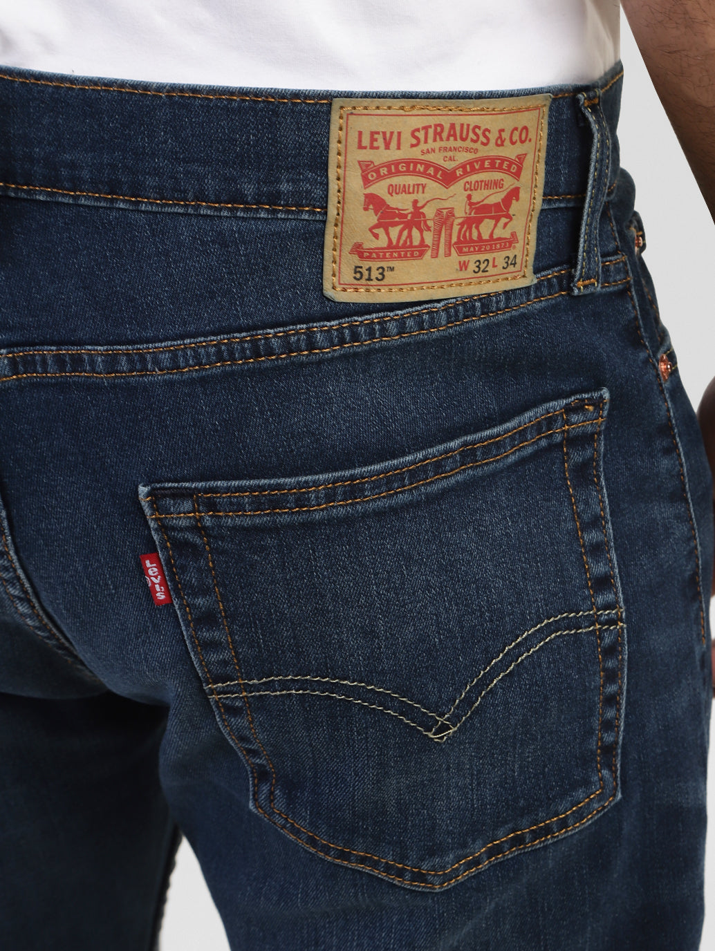 Men's 513 Blue Slim Straight Fit Mid Rise Jeans - e49bdff6-a16c-4ad3-93e8-8abc36be2678 View