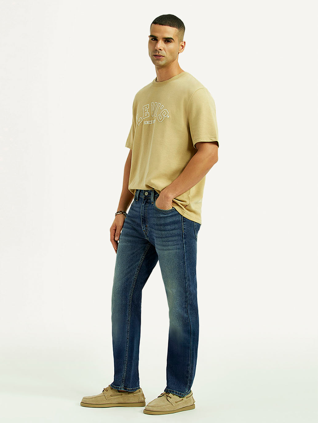 Men's 513 Dark Blue Slim Straight Fit Mid Rise Jeans - Styleshot View