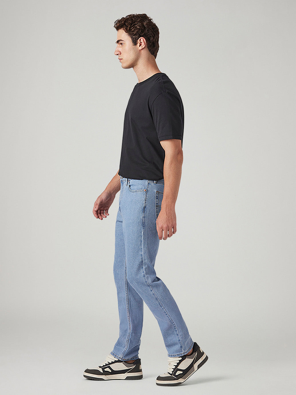 Mens 513 Mid Rise Slim Straight Fit Cotton Stretch Blend Jeans - 94f815b0-af8f-4107-bd5d-3ef185106fbd View