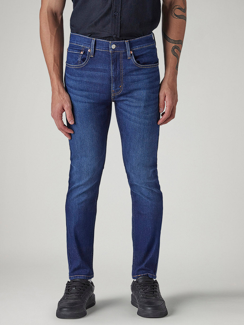 Men's 513 Blue Slim Straight Fit Mid Rise Jeans - Front View