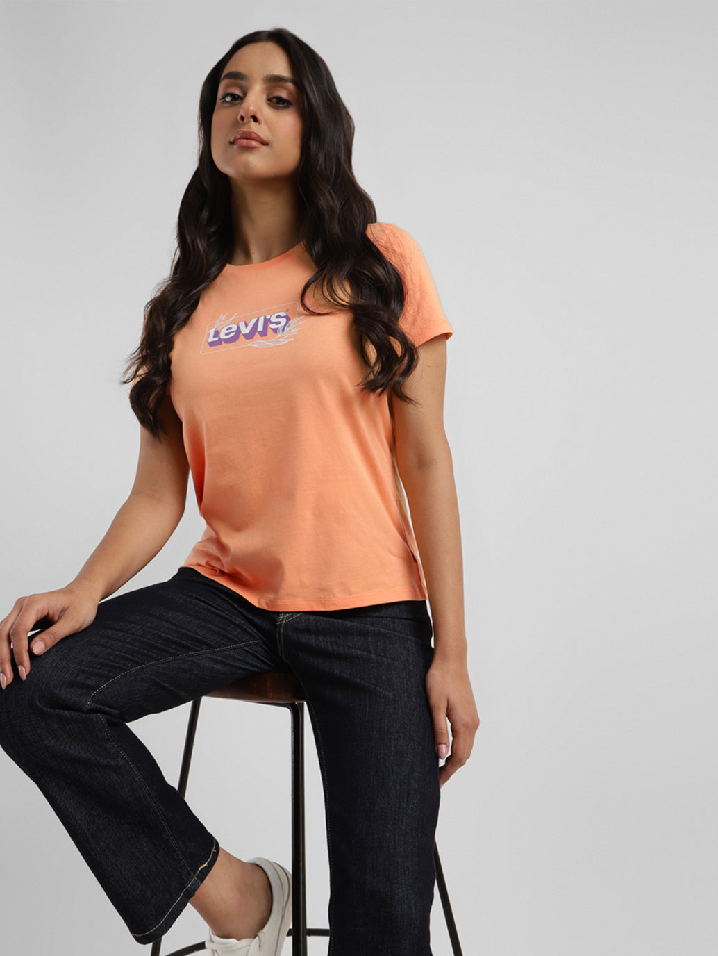 Women's Graphic Print Crew Neck T-shirt - 8cf48f85-2e86-45d5-a886-30d7efcbaf94 View
