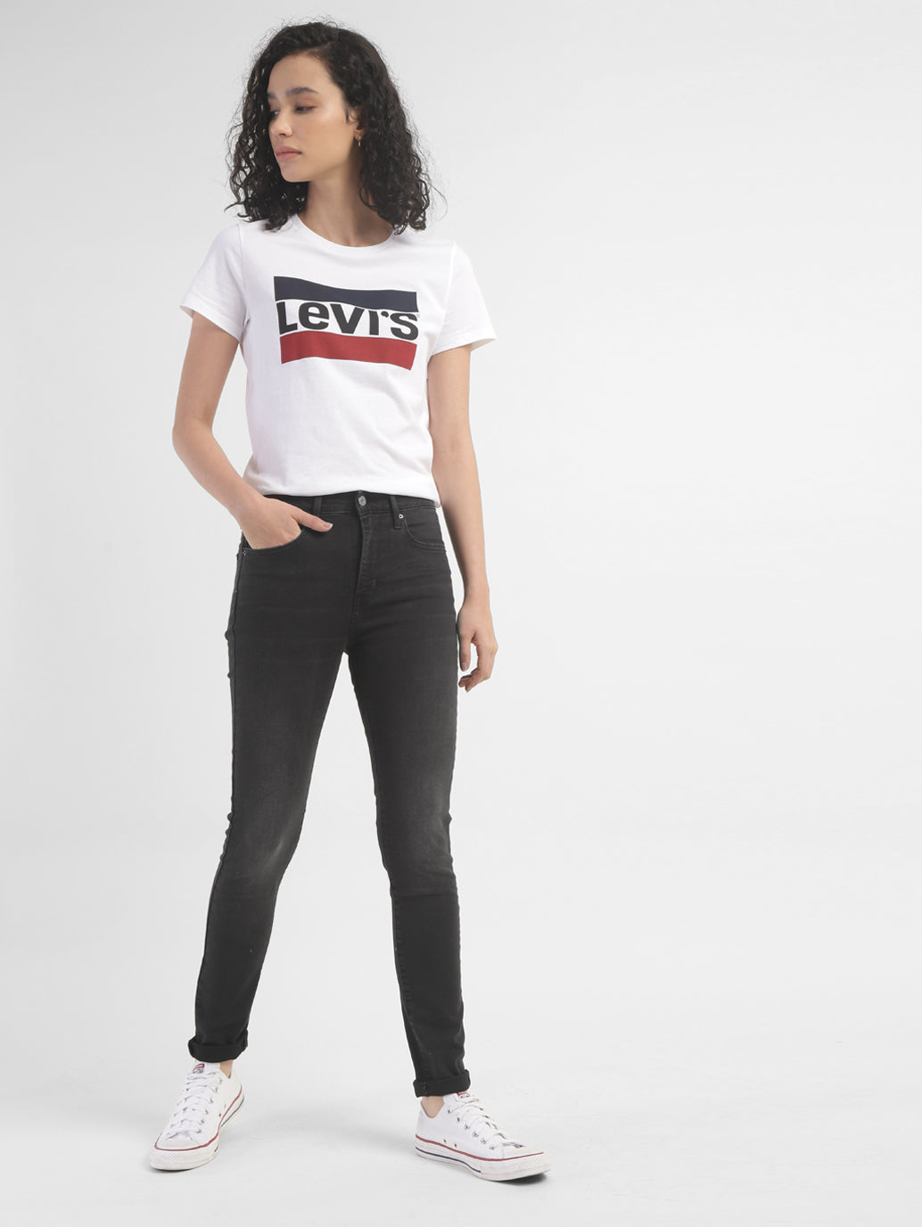 Women's 721 Black Skinny Fit High Rise Jeans - b6def69a-9f1c-4815-9d3c-791772fa077e View