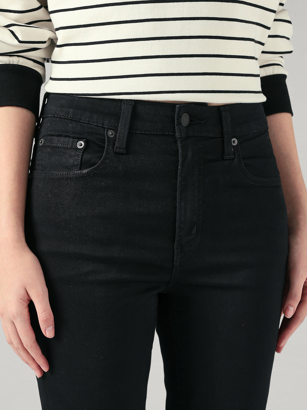 Women's 721 Black Skinny Fit High Rise Jeans - 20 View
