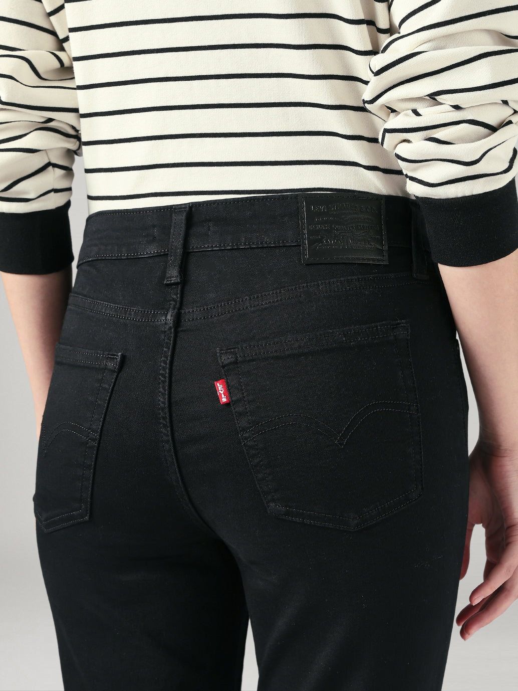 Women's 721 Black Skinny Fit High Rise Jeans - 20 View