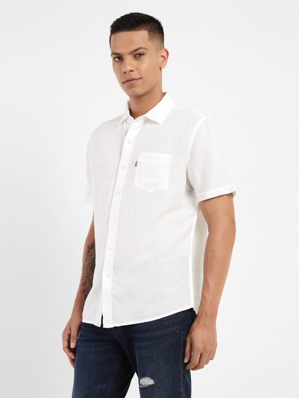 Men's Solid Slim Fit Linen Shirt - Side View