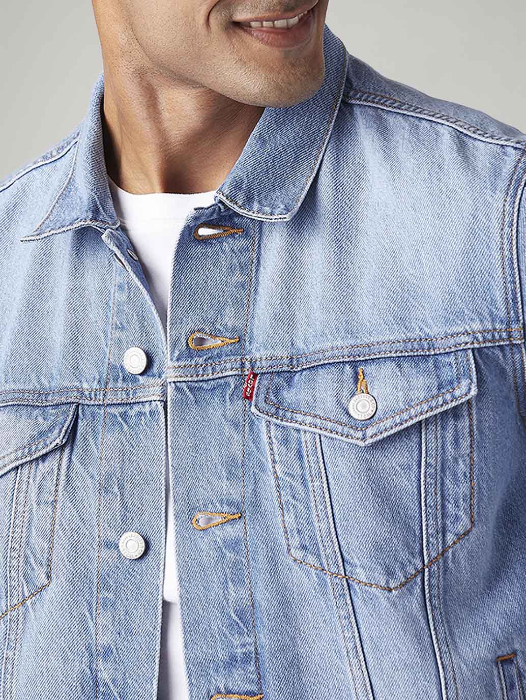 Men's Solid Regular Fit Denim Jacket - Detail View