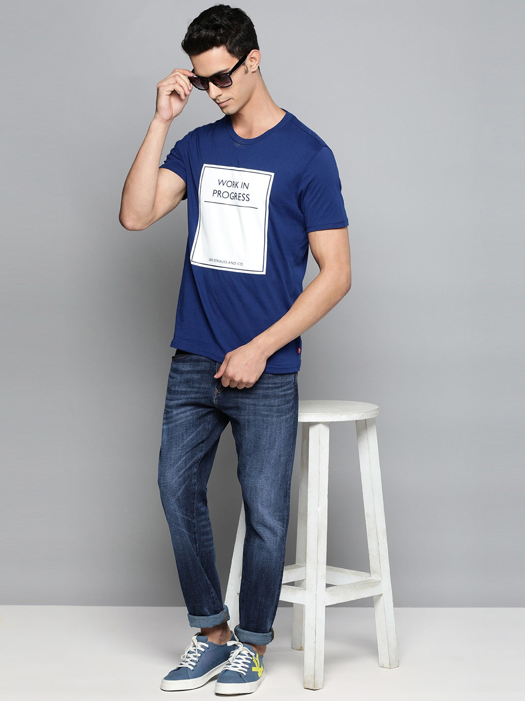 Men's 512 Blue Slim Tapered Fit Mid Rise Jeans - 2d83c601-b465-4c3c-944e-f424af544cff1670330635921-Levis-Men-Blue-512-Slim-Tapered-Fit-Light-Fade-Stretchable-J-5 View