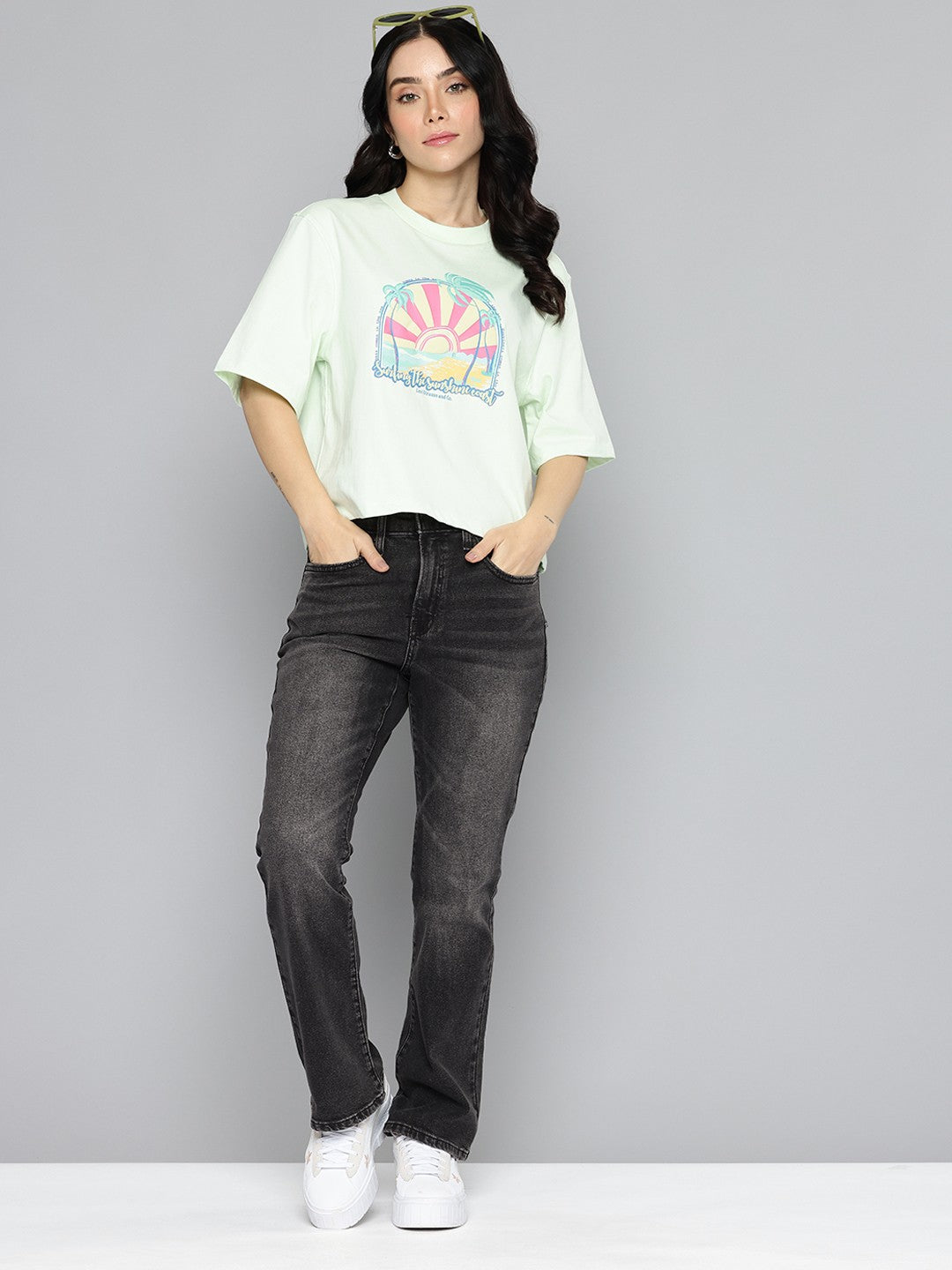 Women's 725 Black Bootcut Fit High Rise Jeans