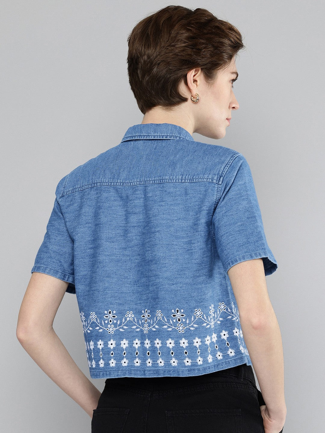 Women's Schiffli Regular Fit Shirt - 4 View