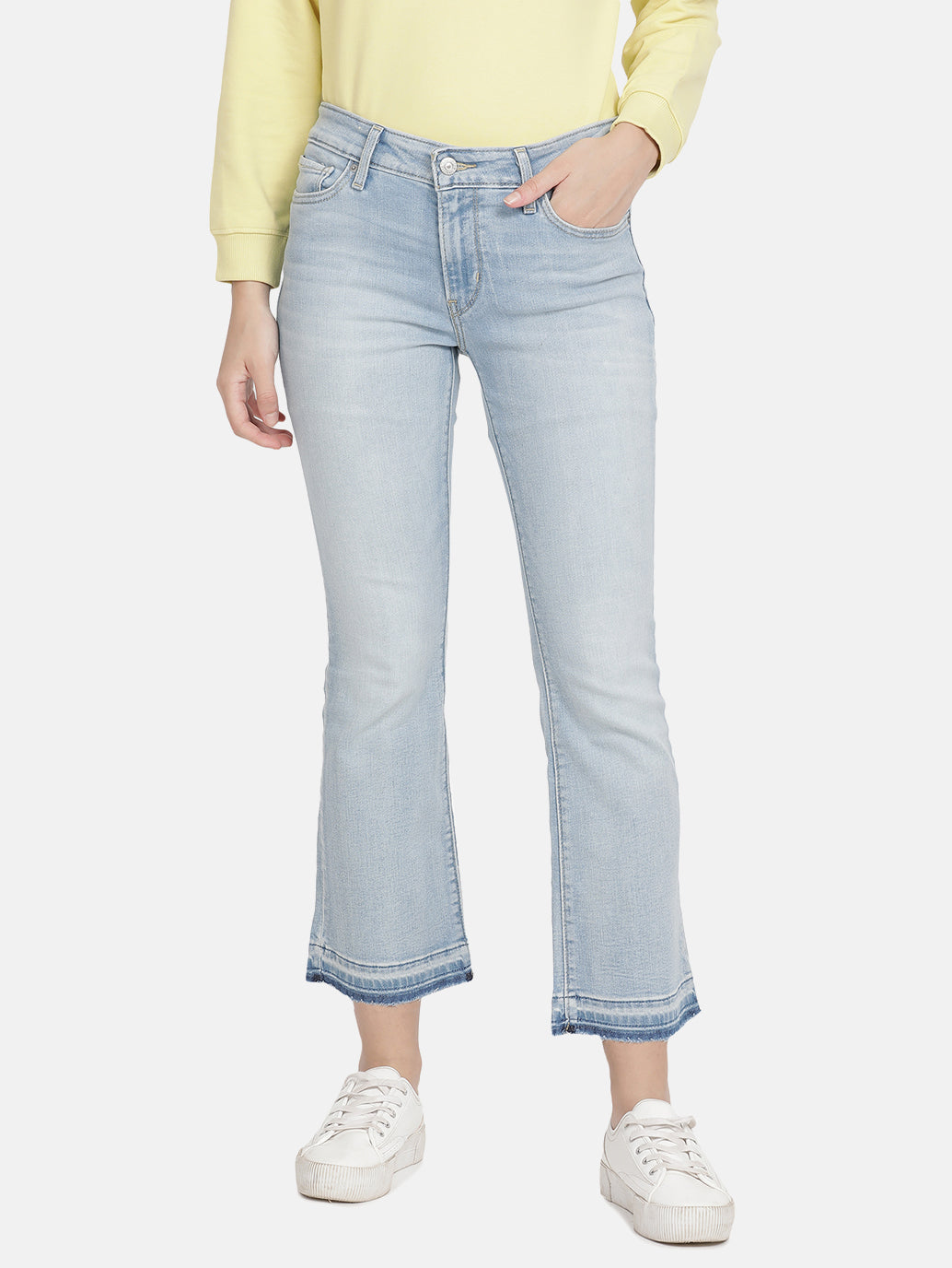 Women's 715 Blue Flared Fit Mid Rise Jeans - 51da0fae-ac13-4359-8b79-8e33c5c557a8 View