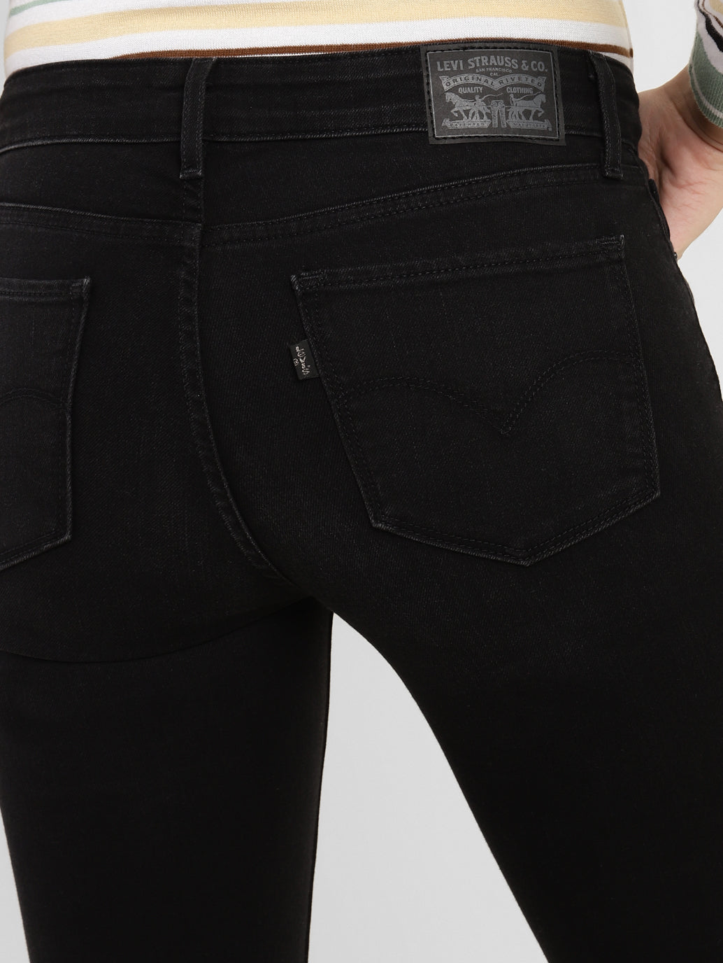 Women's 715 Black Flared Fit Mid Rise Jeans - 4630d9ac-9820-45ab-ab15-f6cdfea6dd1b View