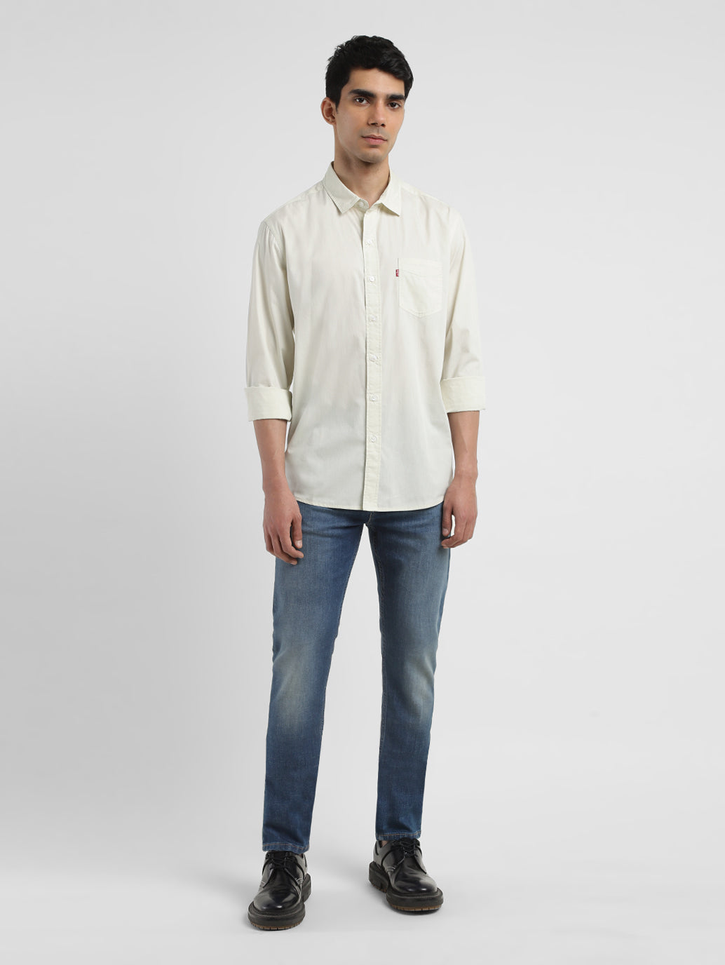 Men's Solid Slim Fit Shirt - a7130f70-69a4-4485-9edd-95bbe77c4bc3 View