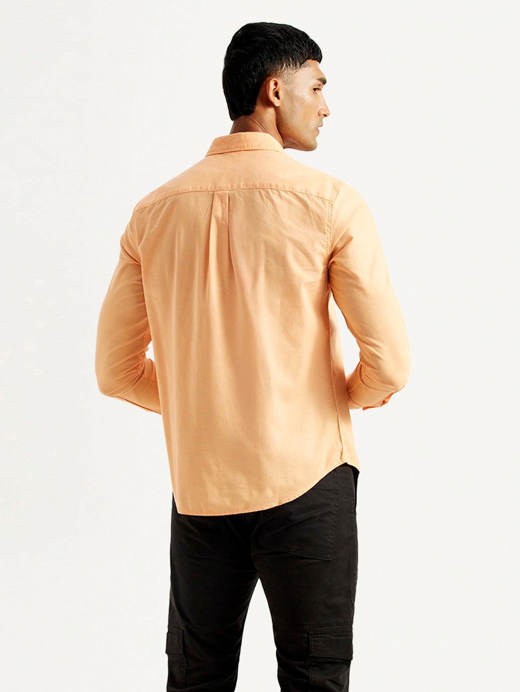 Men's Solid Slim Fit Shirt - 700855b5-58df-4c9e-8d33-2be7dd85cd59 View