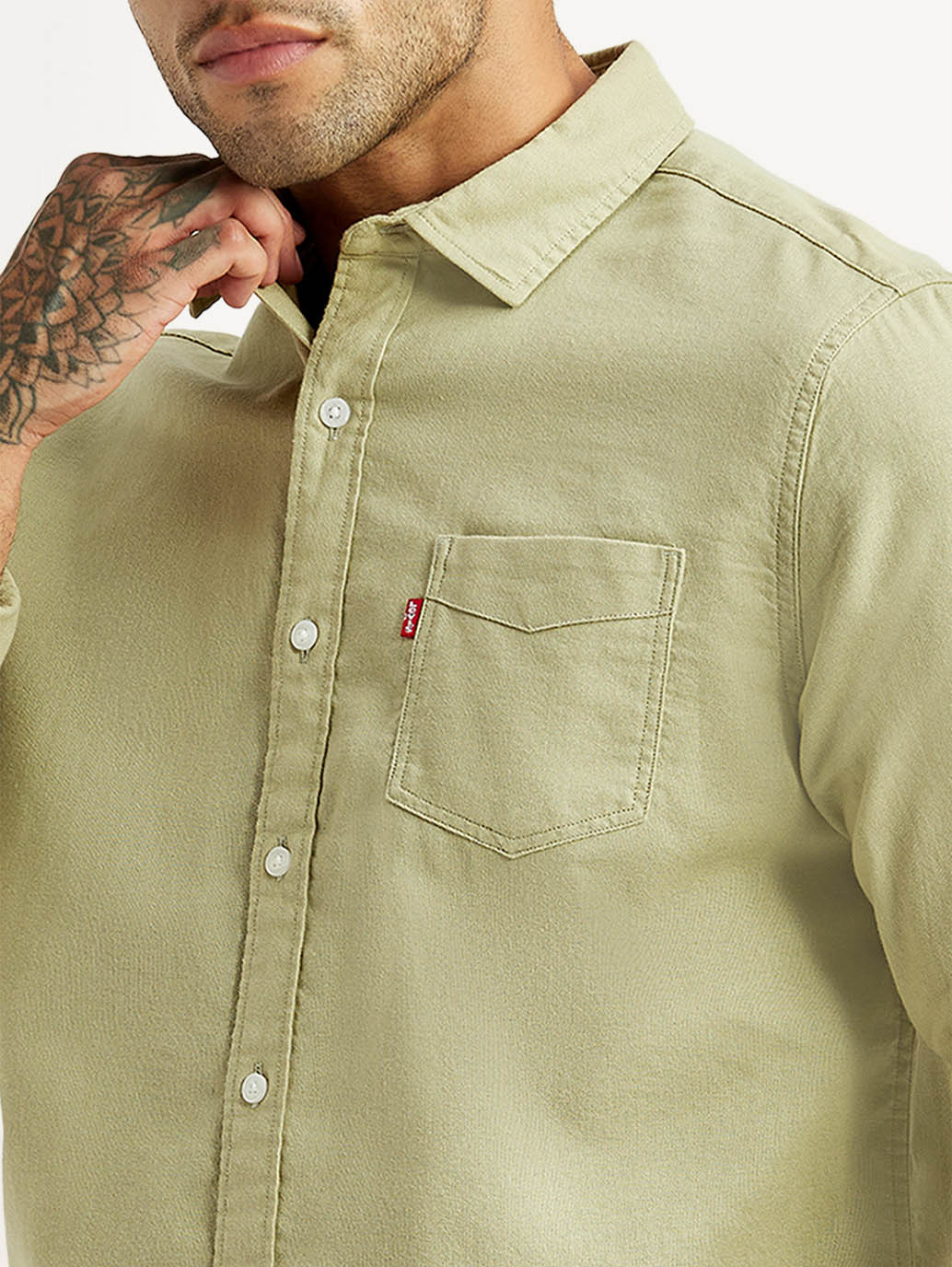 Men's Solid Green Slim Fit Oxford Shirt - Detail View
