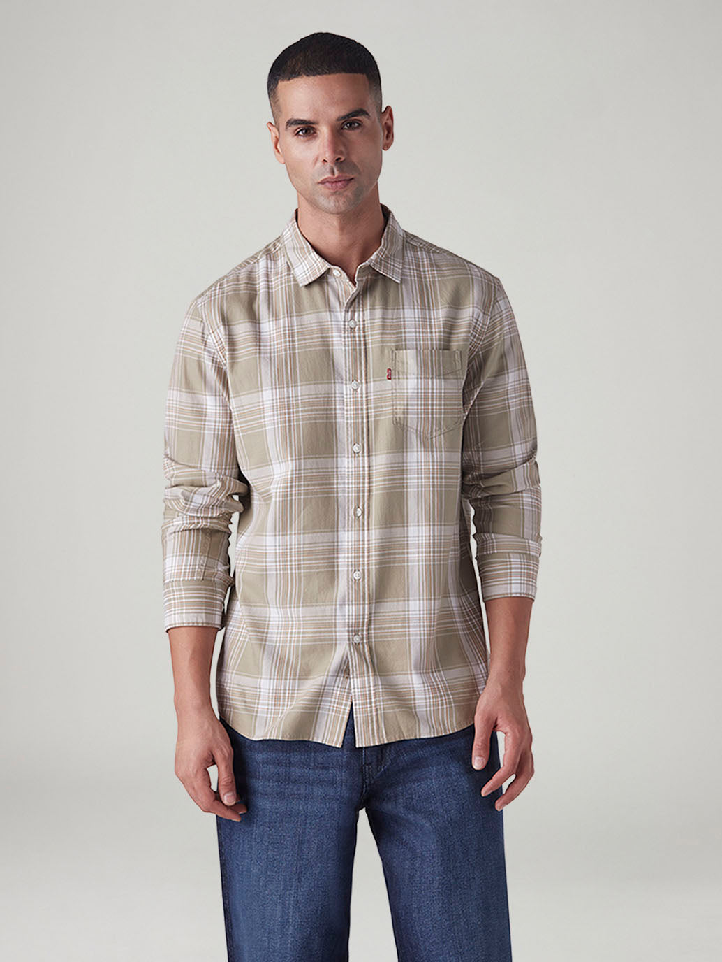 Men's Checkered Slim Fit Oxford Shirt - front View
