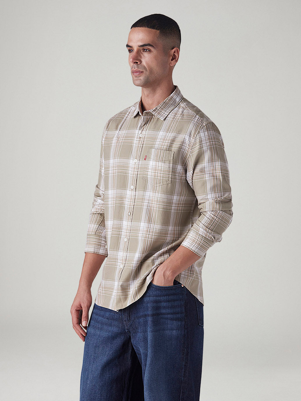 Men's Checkered Slim Fit Oxford Shirt - Side View