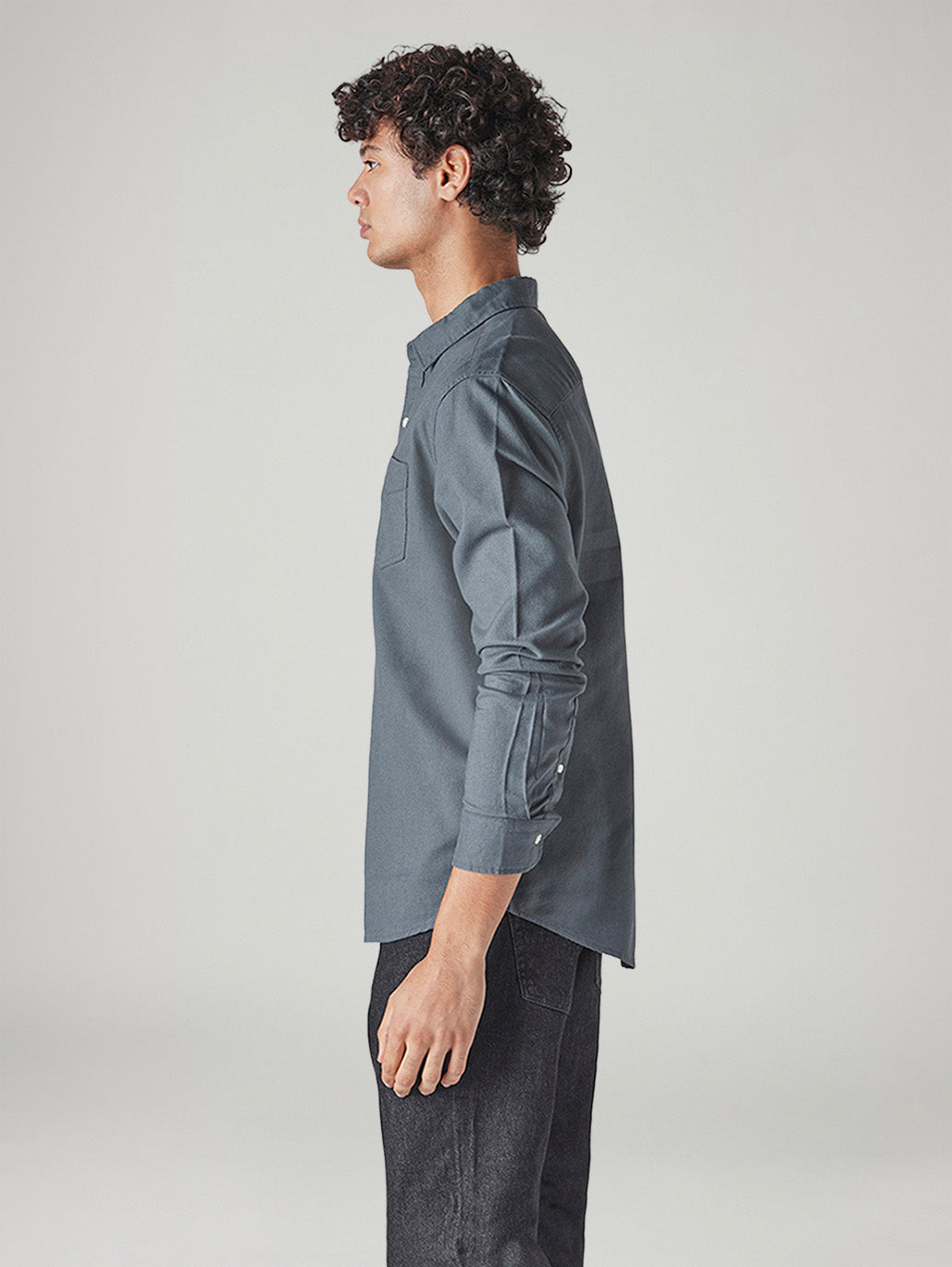 Men's Solid Slim Fit Oxford Shirt - Side View
