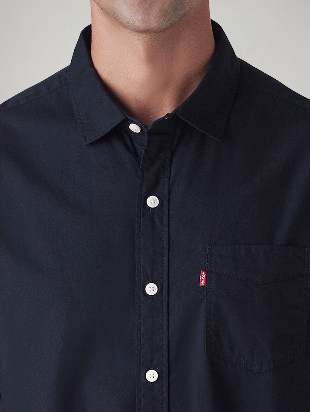 Men's Solid Slim Fit Poplin Shirt - Detail View
