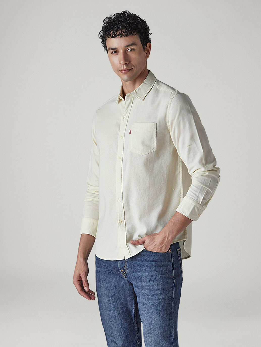 Men's Solid Slim Fit Oxford Shirt - Side View