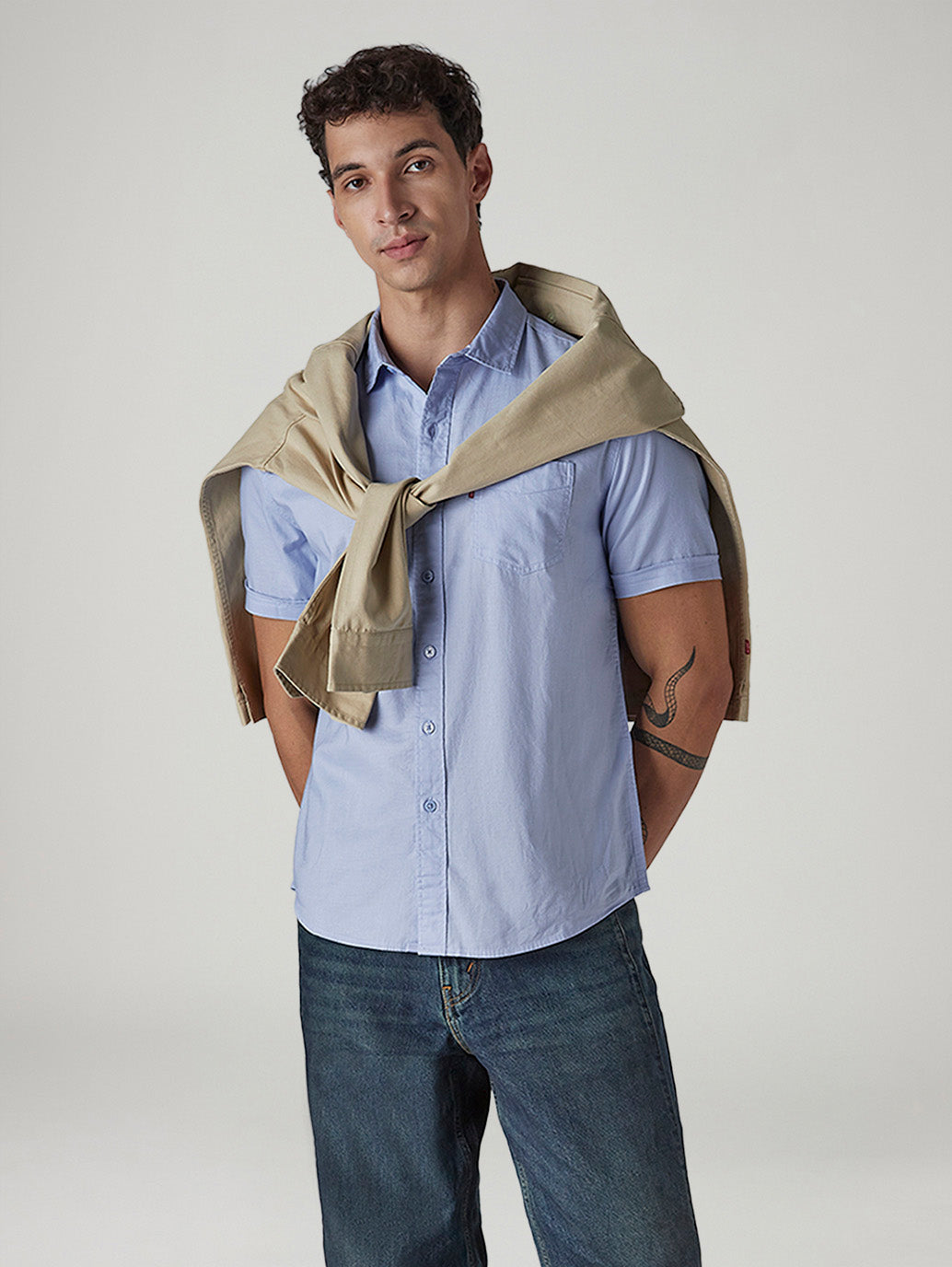 Men's Solid Button Down Collar Slim Fit Oxford Shirt