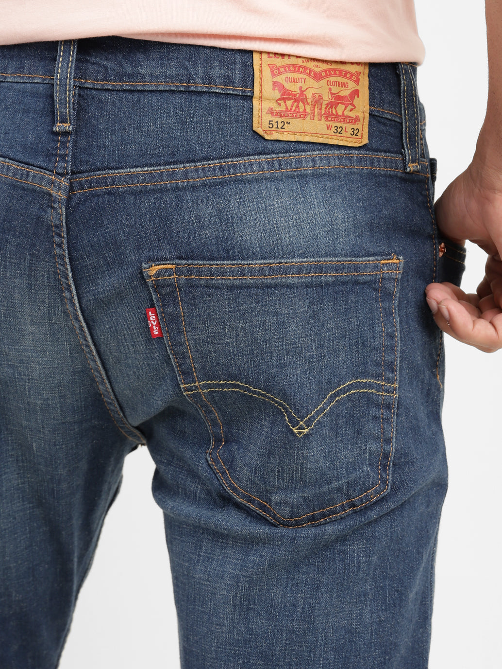 Men's 512 Blue Slim Tapered Fit Mid Rise Jeans - 57d70f95-a1dc-4c5c-abe8-895c570b5c8f View