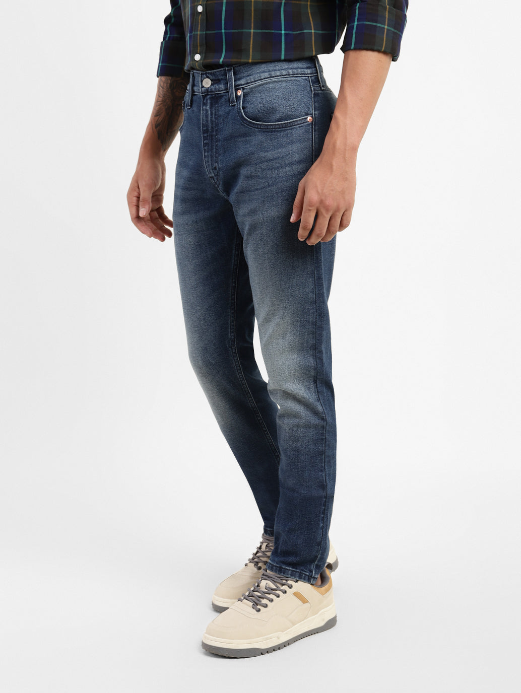 Men's 512 Blue Slim Tapered Fit Mid Rise Jeans - 443e683e-47af-4595-9d34-1f0453d1bc47 View