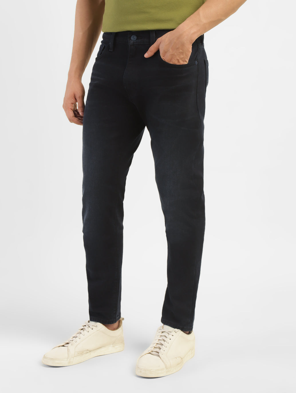 Men's 512 Blue Slim Tapered Fit Mid Rise Jeans - b367fe65-ce98-41ed-9879-5b8b6a92555a View