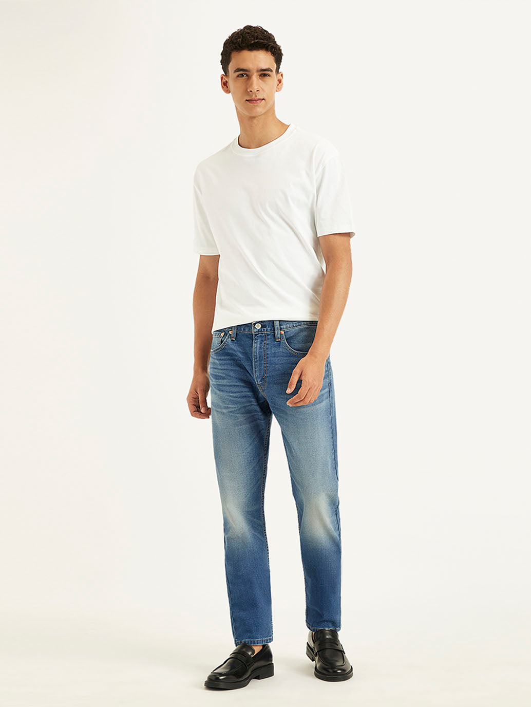 Men's 512 Blue Slim Tapered Fit Mid Rise Jeans - 10ea1cc5-1f4c-4d4b-ada0-0a42f7e33da8 View