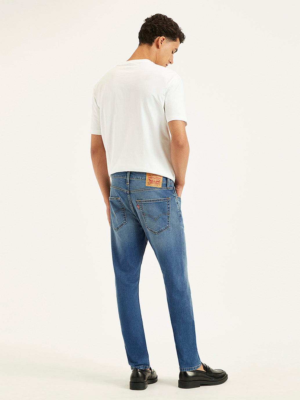 Men's 512 Blue Slim Tapered Fit Mid Rise Jeans - 14731e49-a9b4-42d7-a6df-bd65bf854726 View