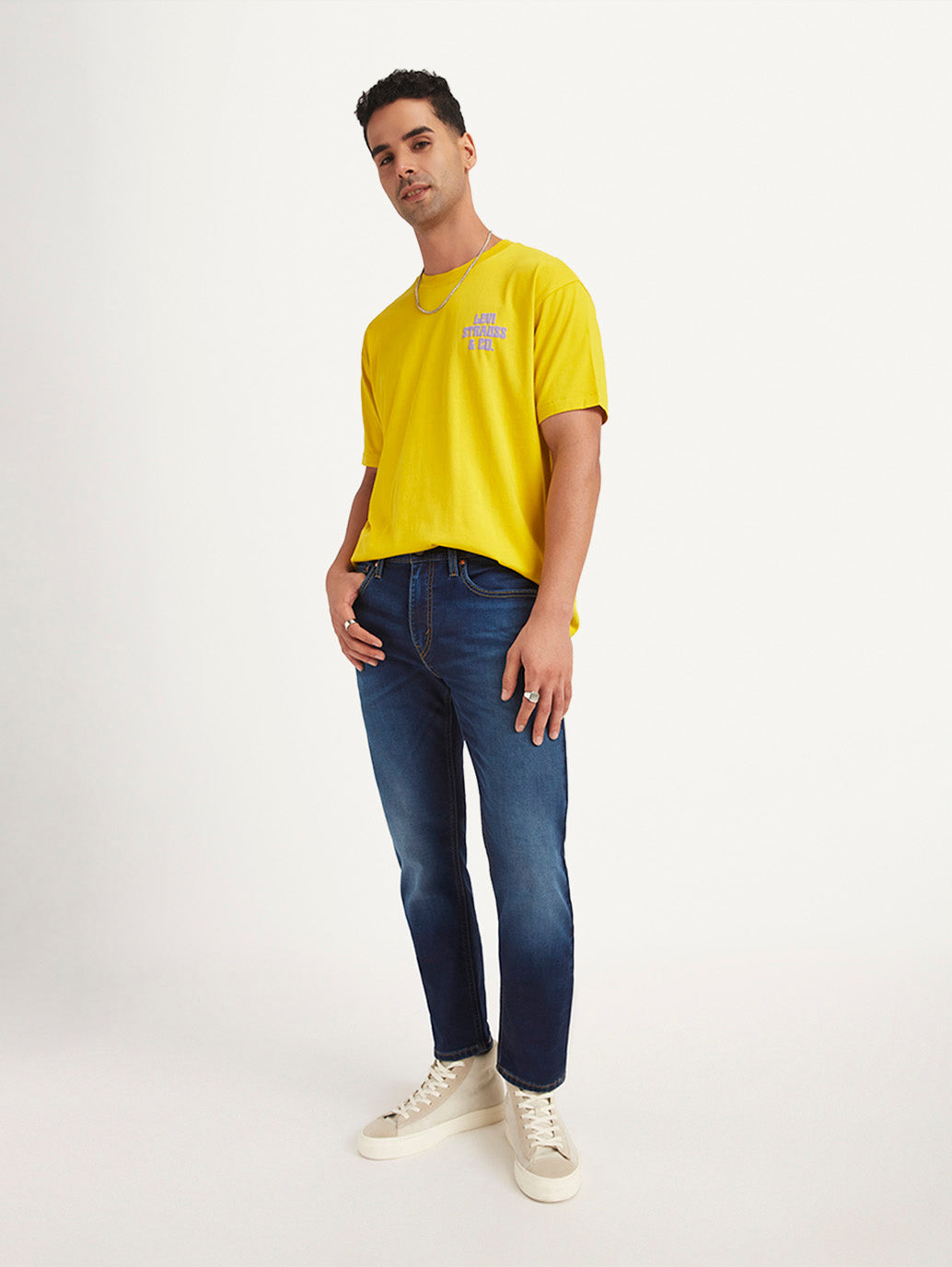 Men's 512 Navy Blue Slim Tapered Fit Mid Rise Jeans - 4ae467bb-cd5b-4ea2-a8bf-d3a035952d9d View