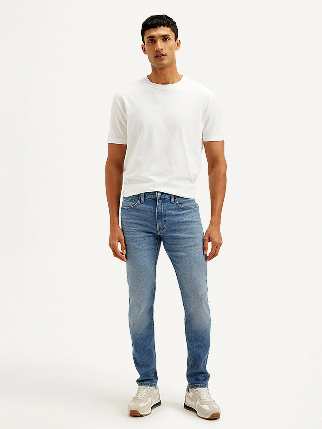 Men's 512 Navy Blue Slim Tapered Fit Mid Rise Jeans - Front View