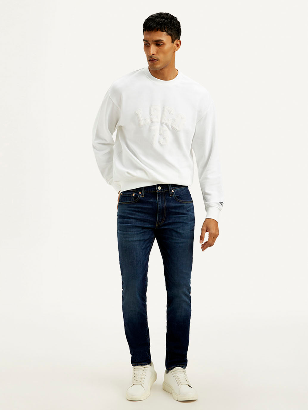 Men's 512 Blue Slim Tapered Fit Mid Rise Jeans - Front View