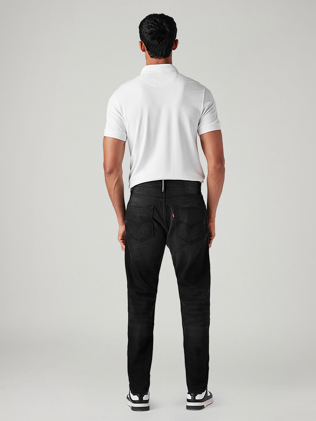 Men's 512 Black Slim Tapered Fit Mid Rise Selvedge Jeans - Back View