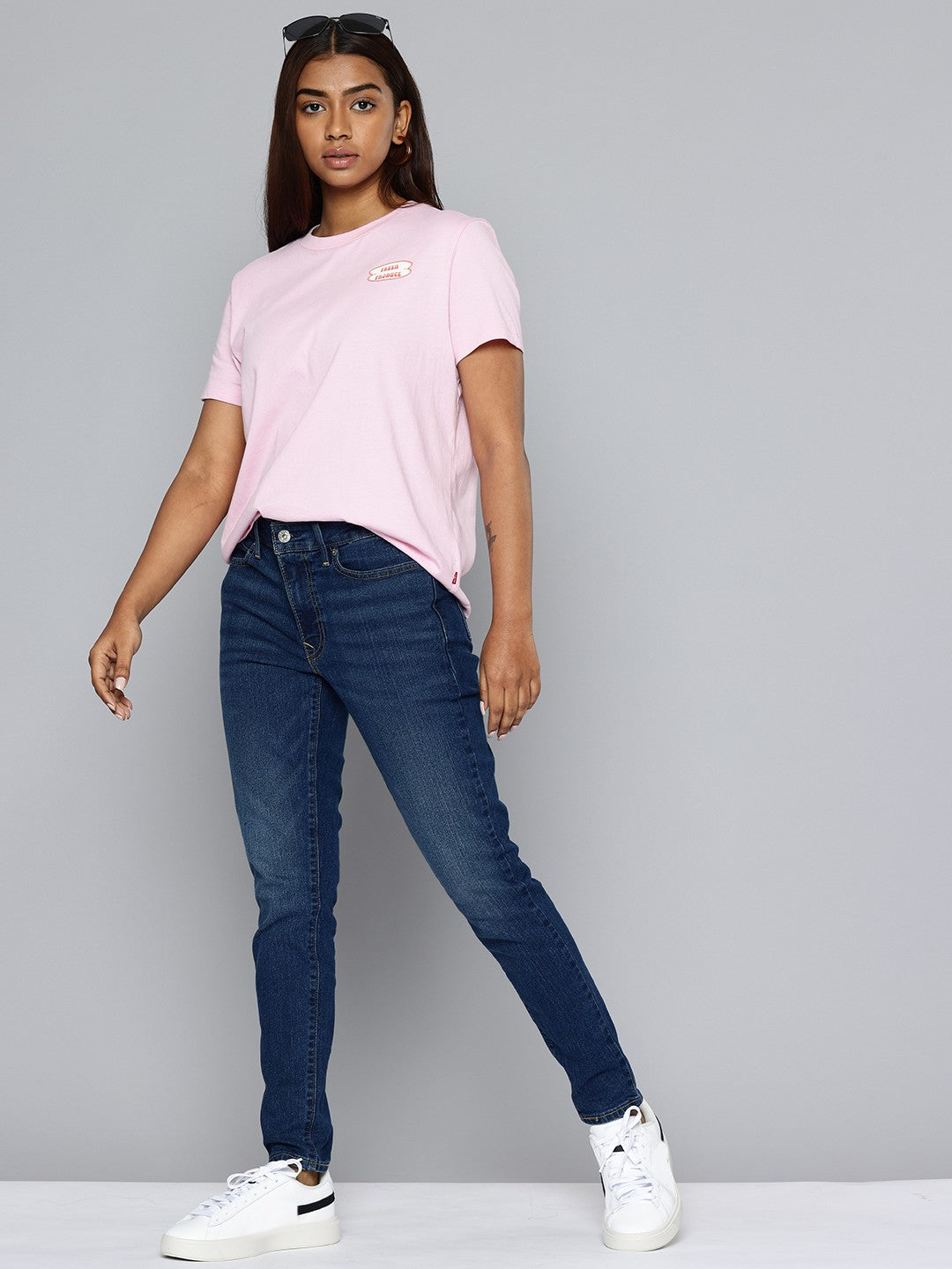 Women's 711 Blue Skinny Fit Mid Rise Jeans