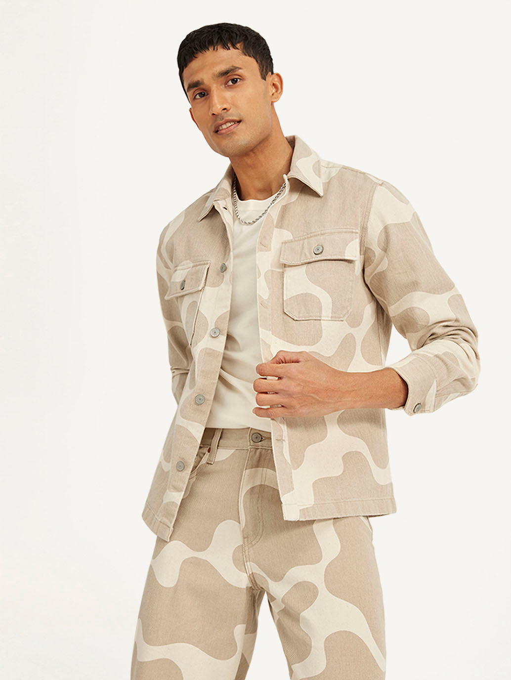 Men's Abstract Beige Relaxed Fit Utility Overshirt - 3c5b28fdf76699b8408aaafb33032643 View