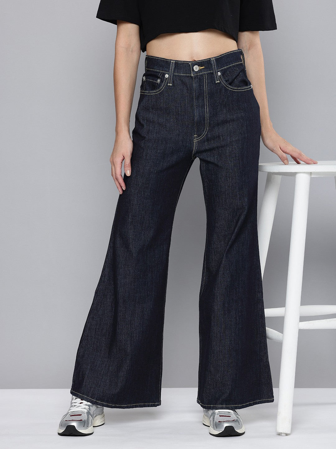 Women's Blue Ribcage Bell Bottom Wide Leg Fit High Rise Jeans - 457ebd63-6b1c-4ea2-93e8-e59216be32a11715942694651-Levis-Women-Jeans-9541715942694132-1 View