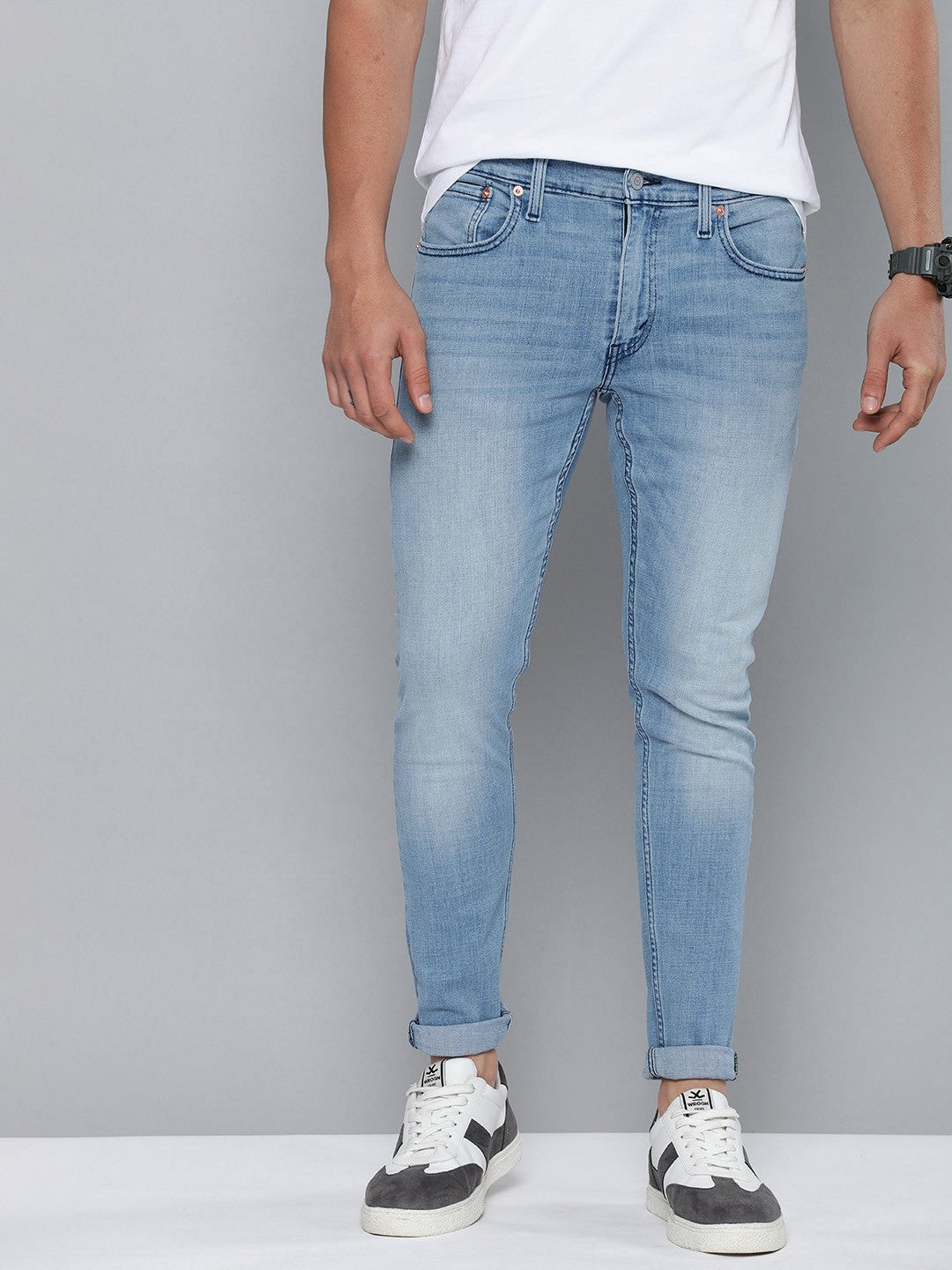 Men's Blue Skinny Fit Mid Rise Jeans - 4935e1ff-6c91-4e5c-a93f-63f1652ecf9e1705643922956-Levis-Men-Jeans-2551705643922623-1 View